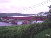 Pont Perreault, Notre-Dame-des-Pins,QC (Plus long pont couvert au Qu�bec)